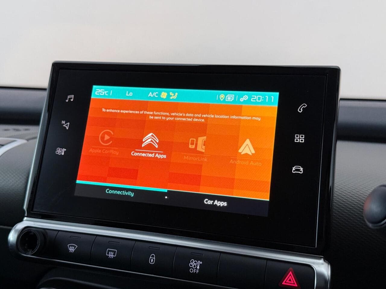 Citroen C4 Cactus thumbnail Infotainment System