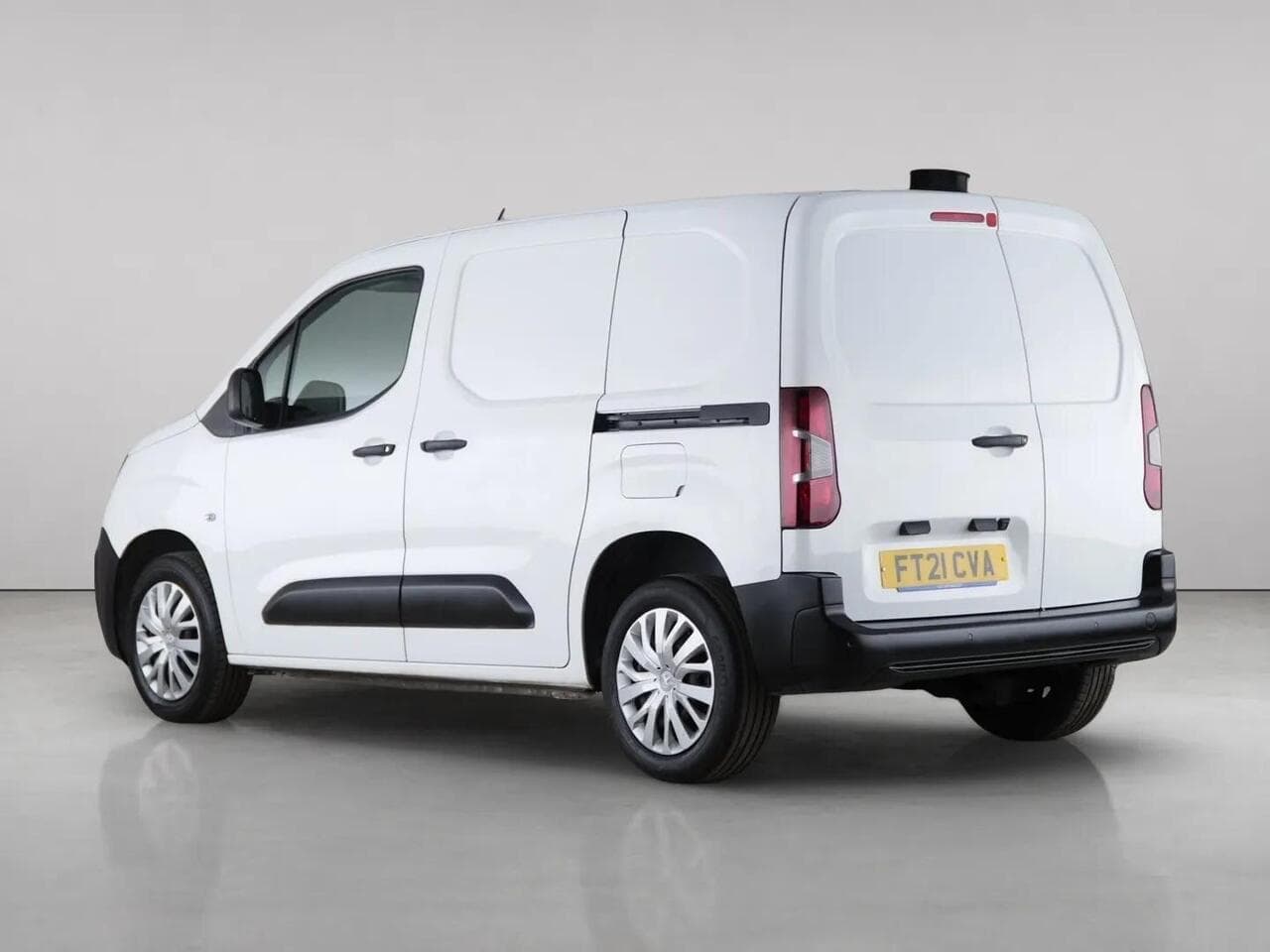 Peugeot Partner thumbnail Rear Left