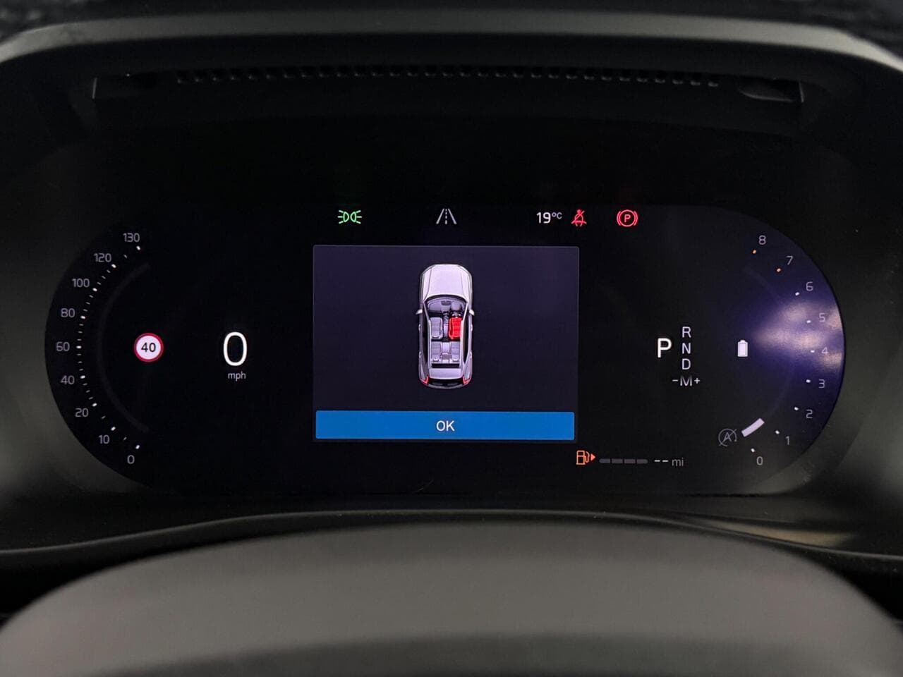 Volvo XC40 thumbnail Driver Instruments