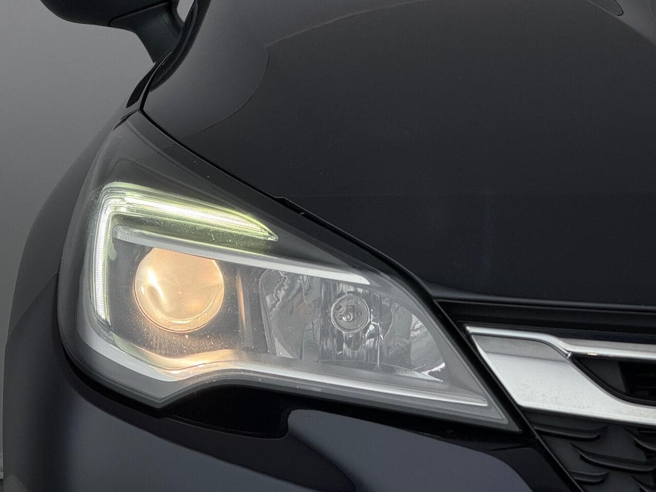 Vauxhall Astra thumbnail Inconclusive