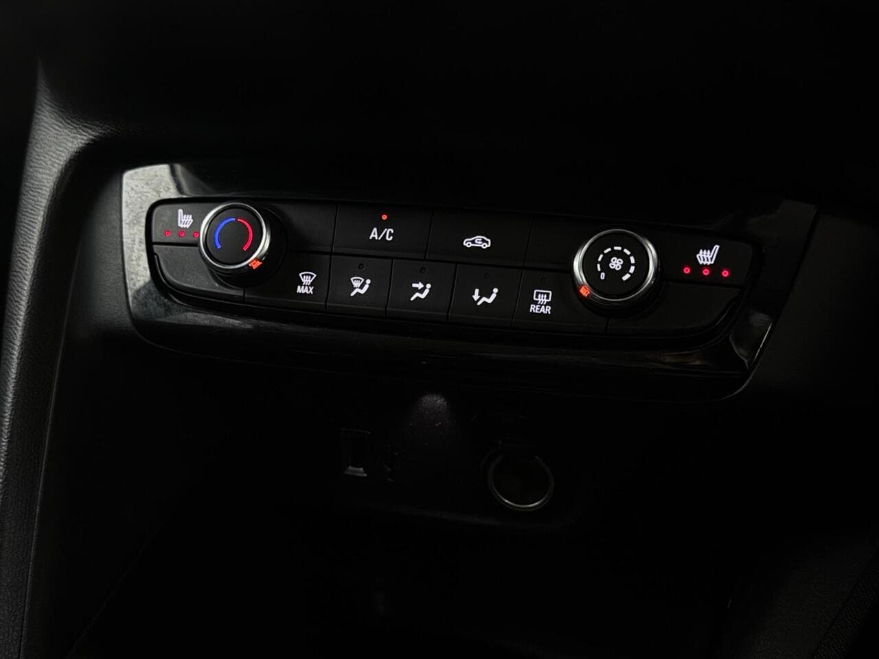 Vauxhall Corsa thumbnail Misc Controls