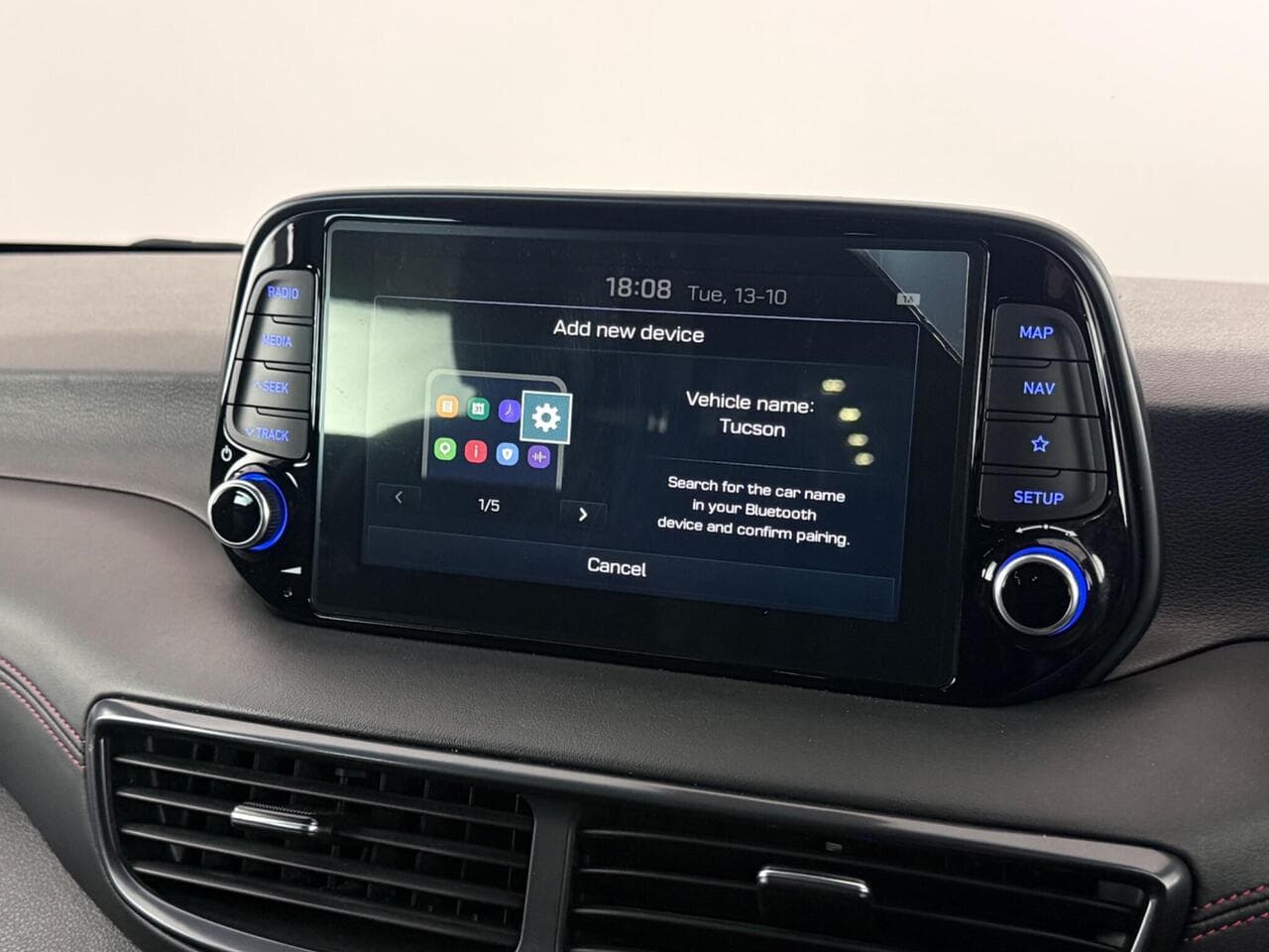 Hyundai TUCSON thumbnail Infotainment System