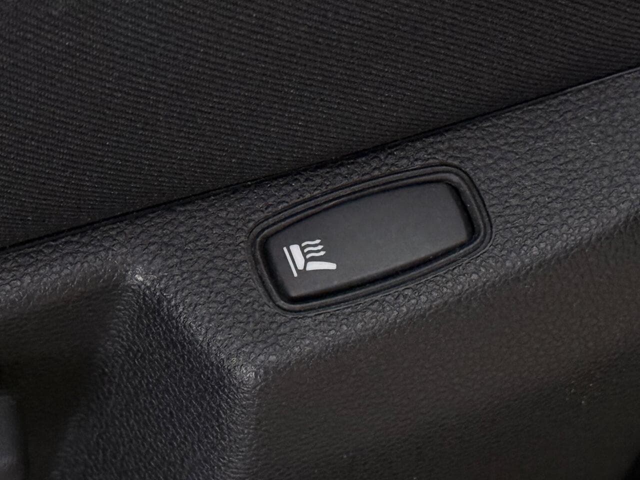 Dacia Duster thumbnail Misc Controls