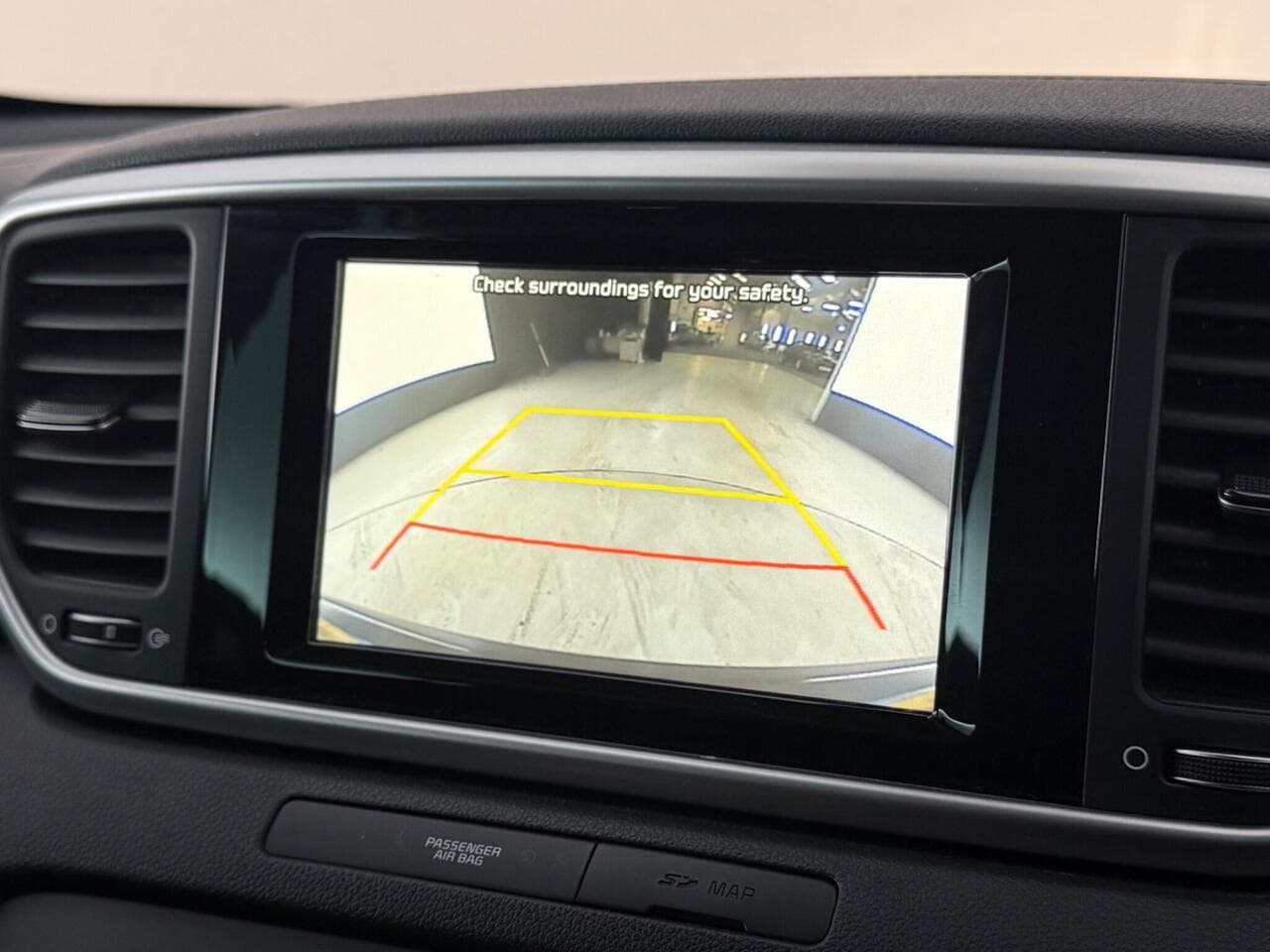 Kia Sportage thumbnail Infotainment System