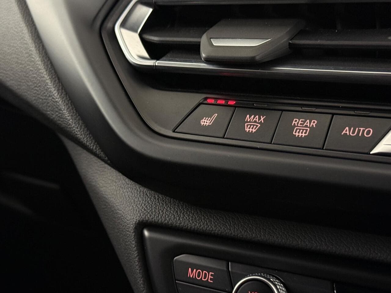BMW 1 Series thumbnail Misc Controls