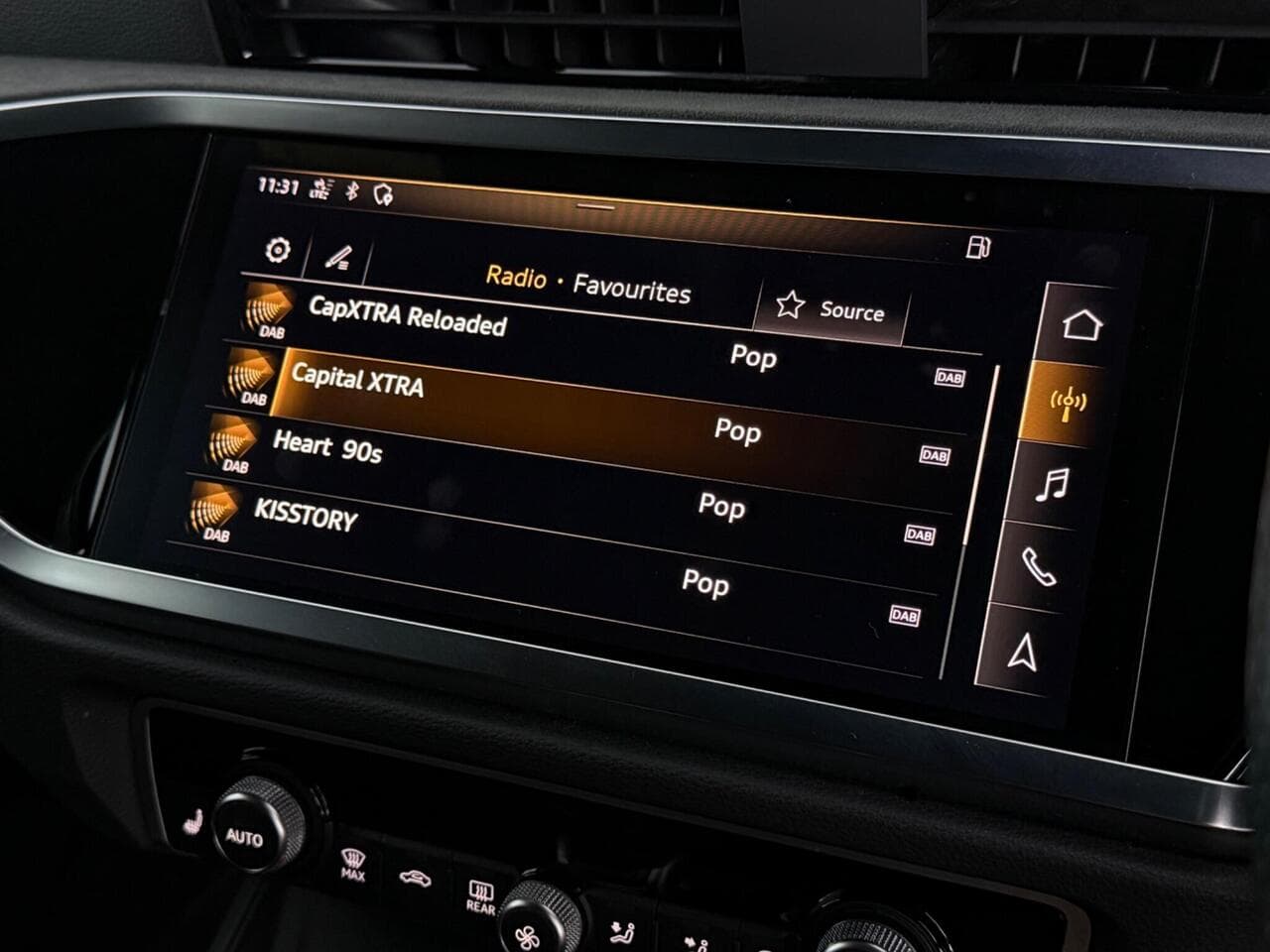 Audi RS Q3 thumbnail Infotainment System