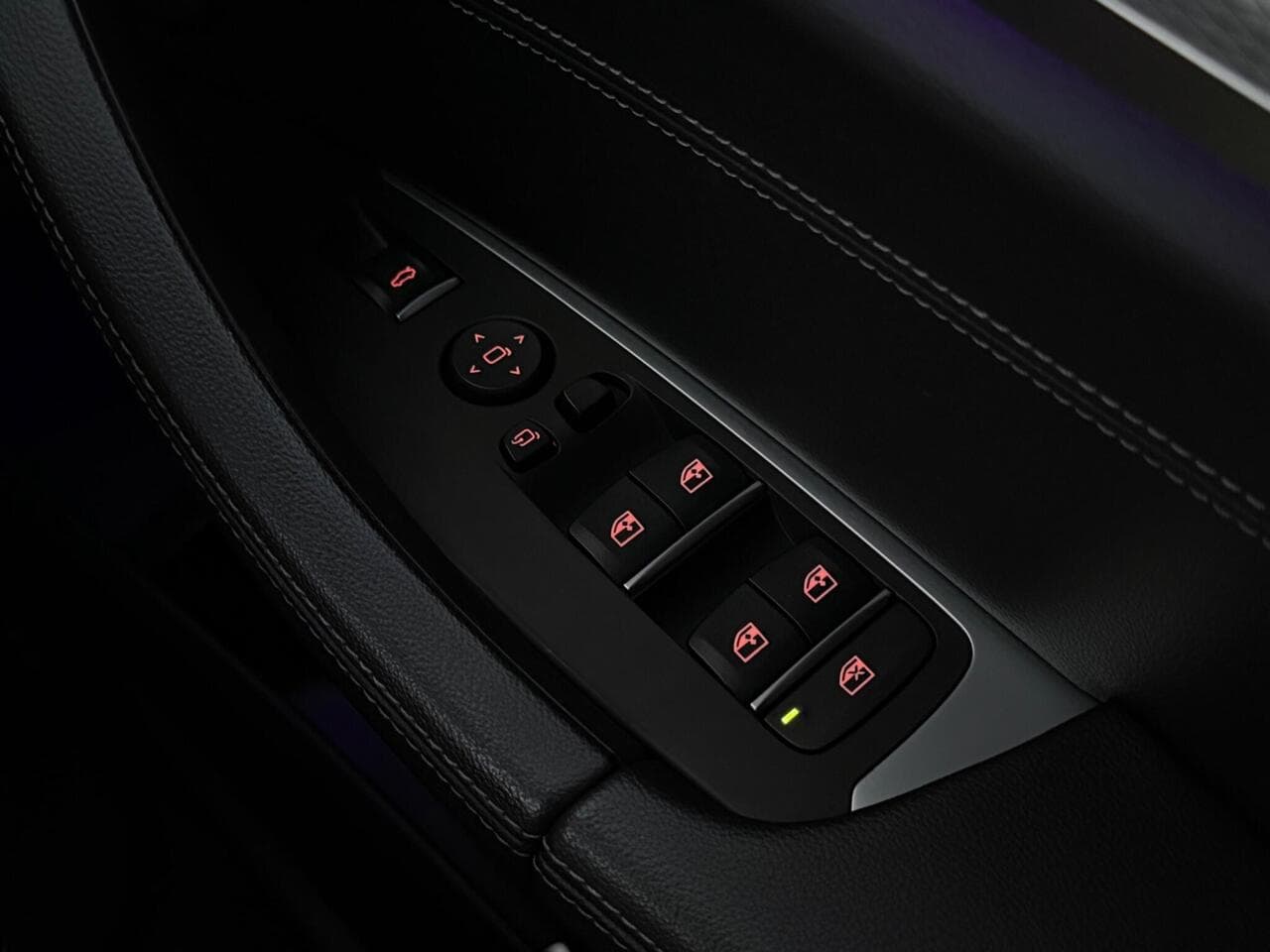 BMW X3 thumbnail Misc Controls