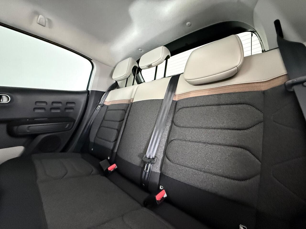 Citroen C3 thumbnail Seats Rear