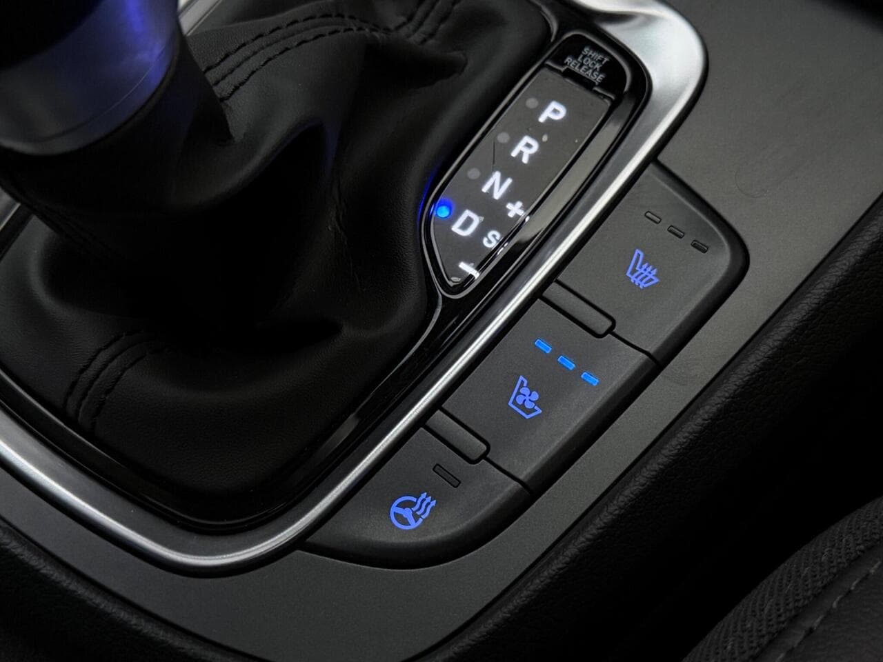 Hyundai KONA thumbnail Misc Controls