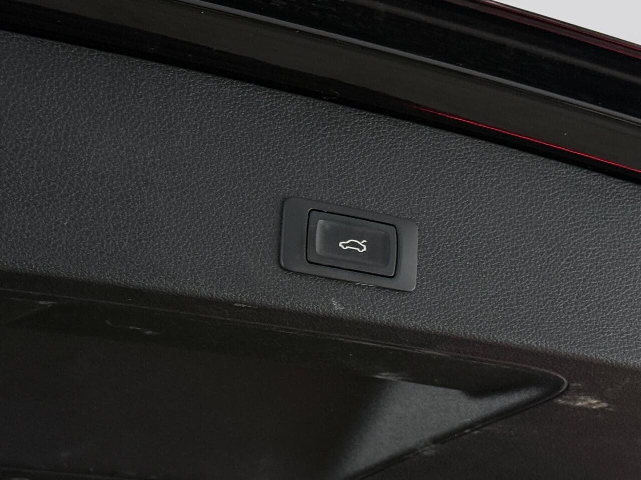 Audi Q2 thumbnail Misc Controls
