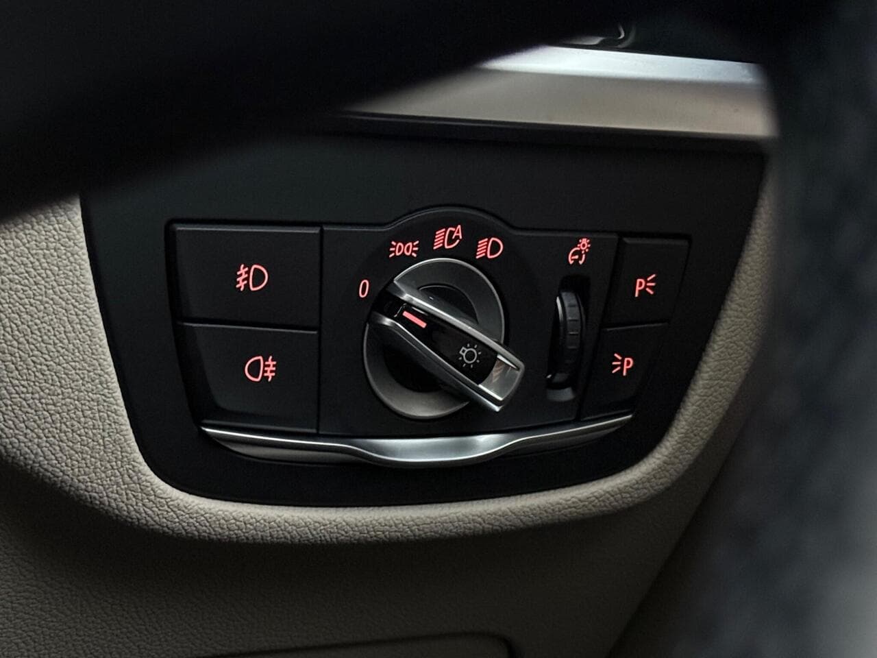 BMW X3 thumbnail Misc Controls