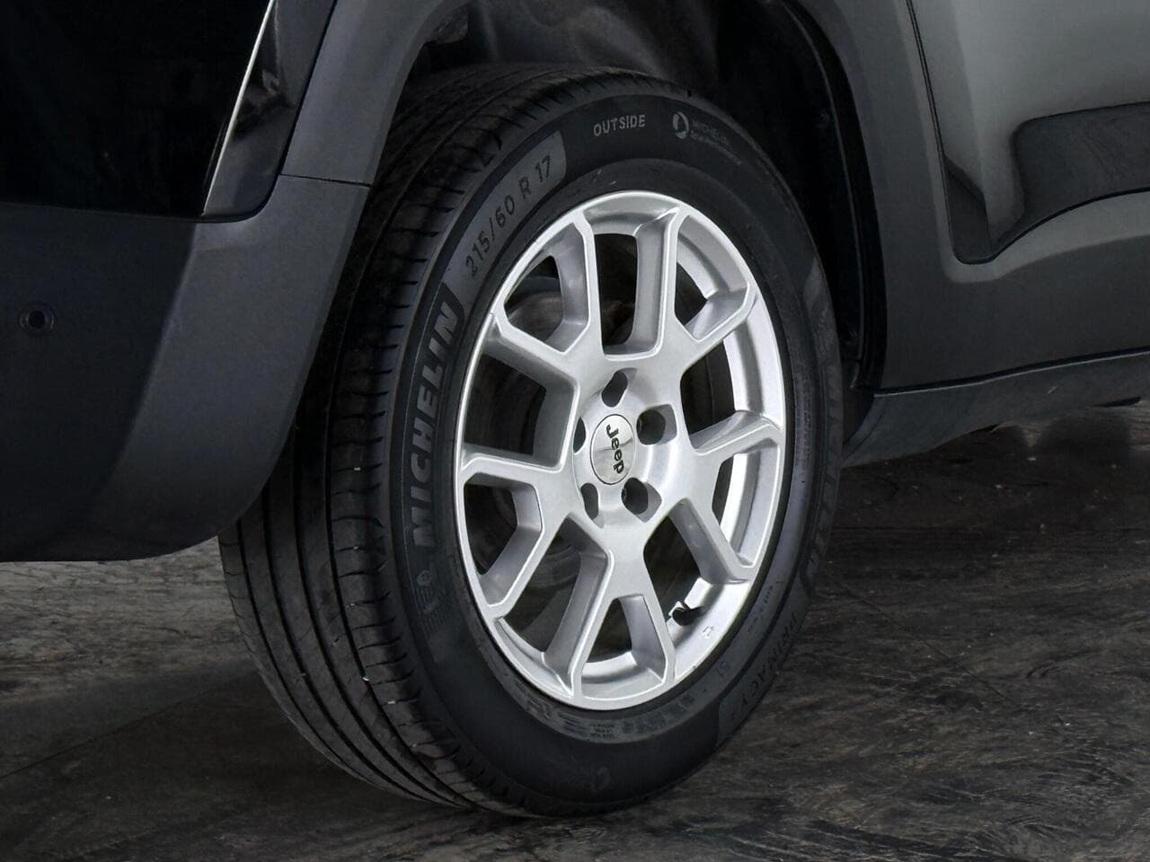 Jeep Renegade thumbnail Wheel