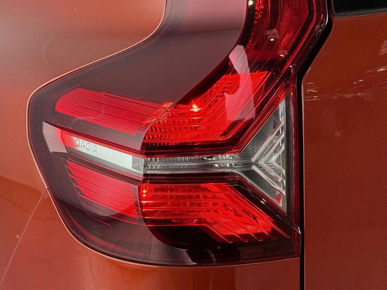 Dacia Jogger thumbnail Lights Rear