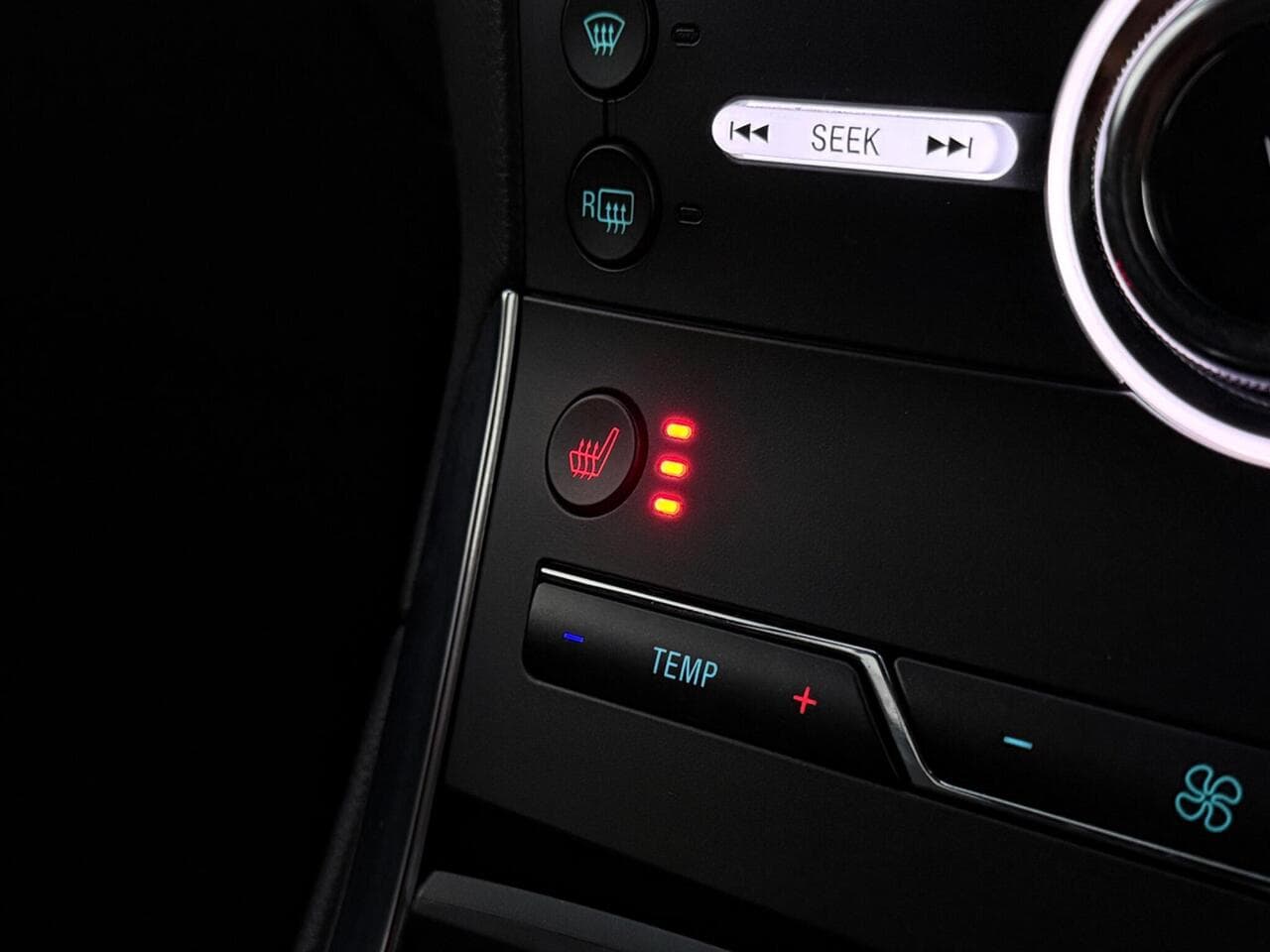 Ford Edge thumbnail Misc Controls