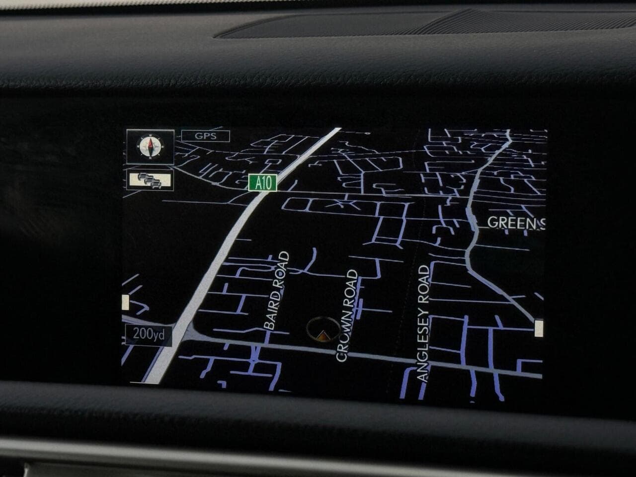 Lexus IS thumbnail Infotainment System