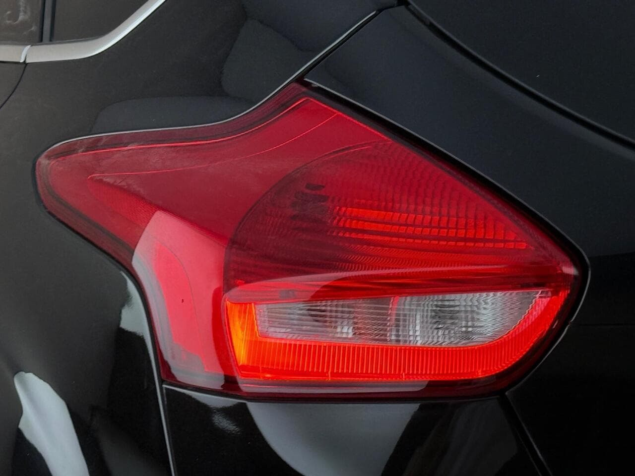 Ford Focus thumbnail Lights Rear