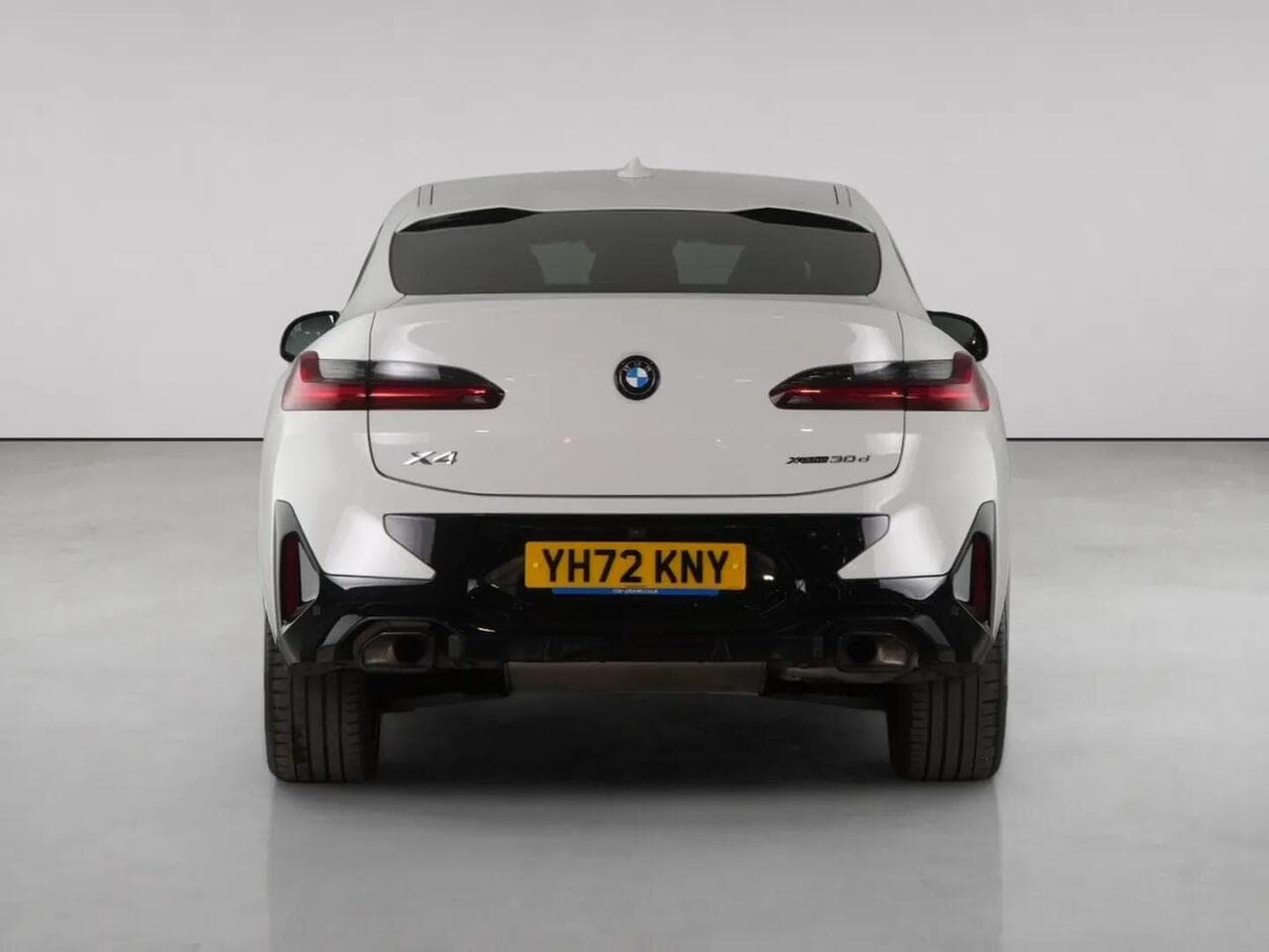 BMW X4 thumbnail Rear