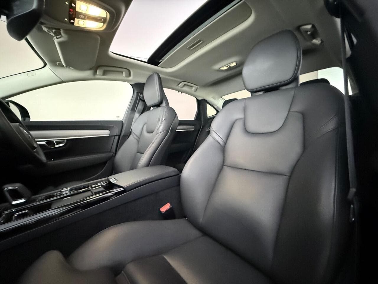 Volvo S90 thumbnail Seat Front Passenger