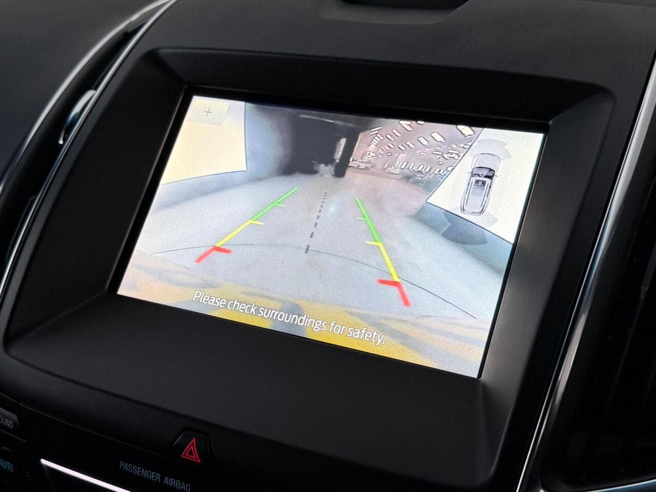Ford Edge thumbnail Infotainment System