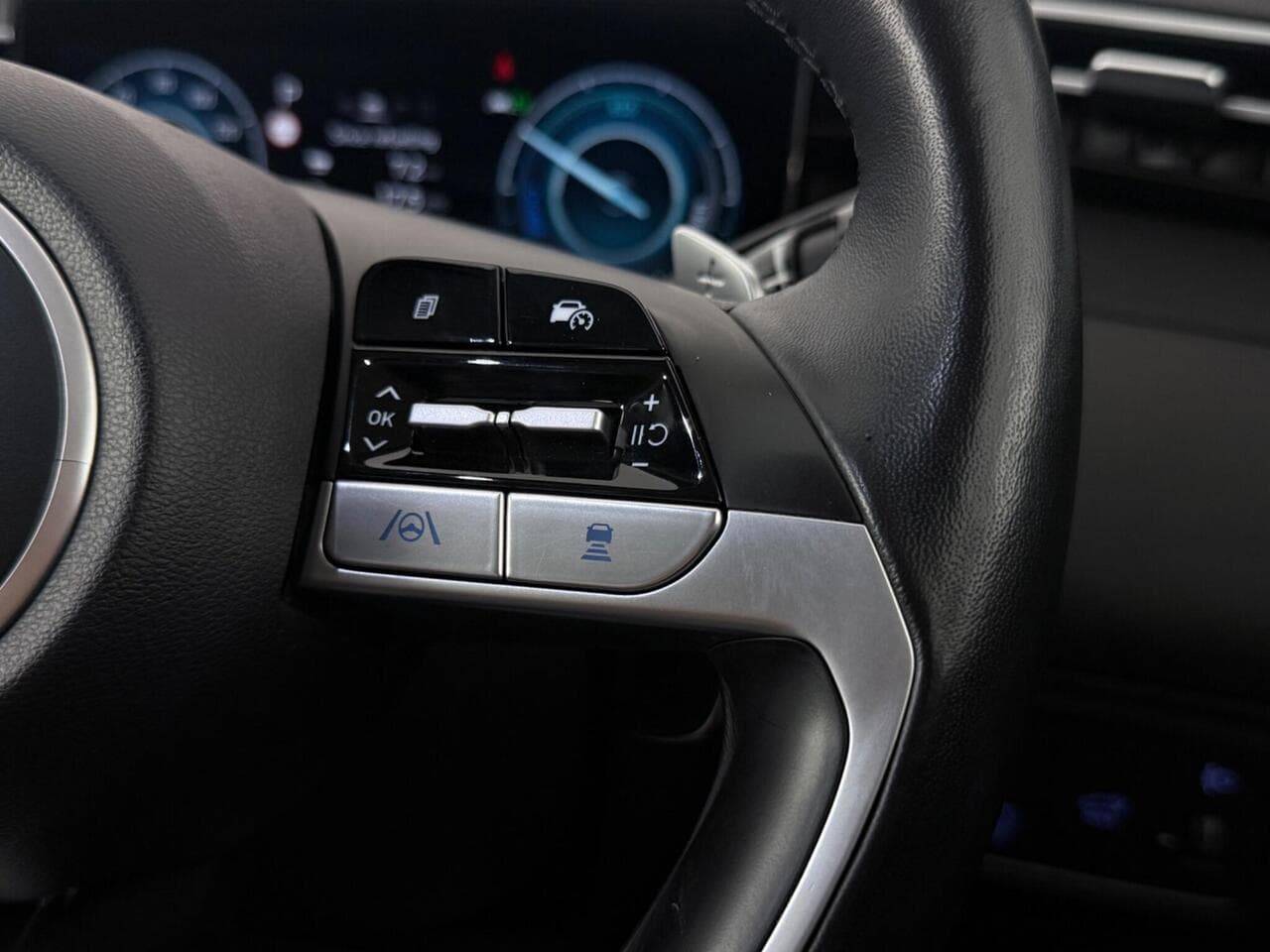 Hyundai TUCSON thumbnail Misc Controls