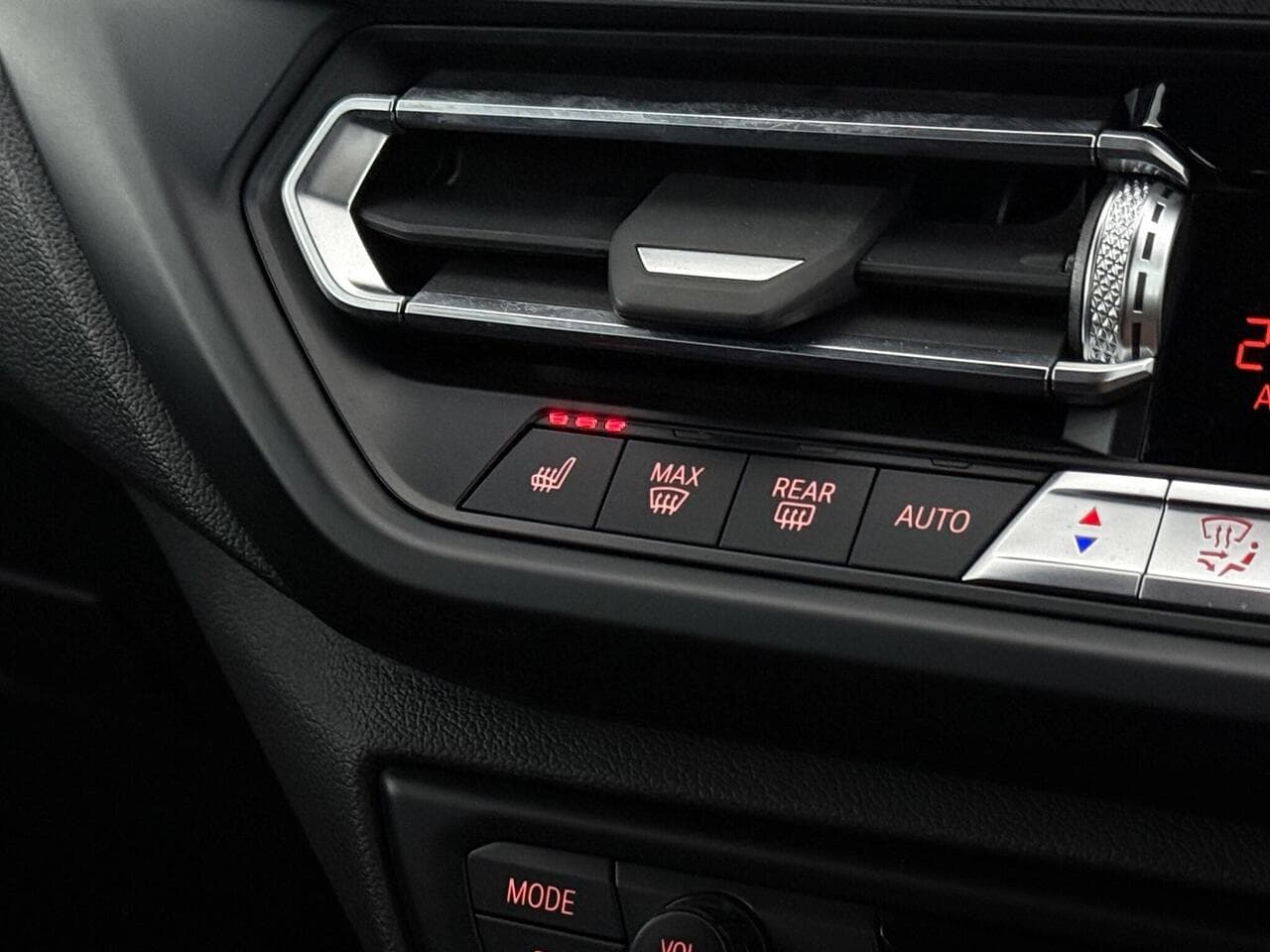 BMW 2 Series Gran Coupe thumbnail Misc Controls