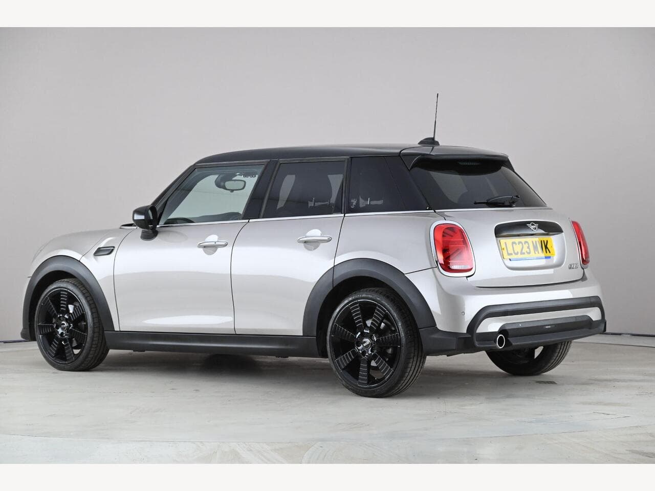 MINI Hatch thumbnail Inconclusive
