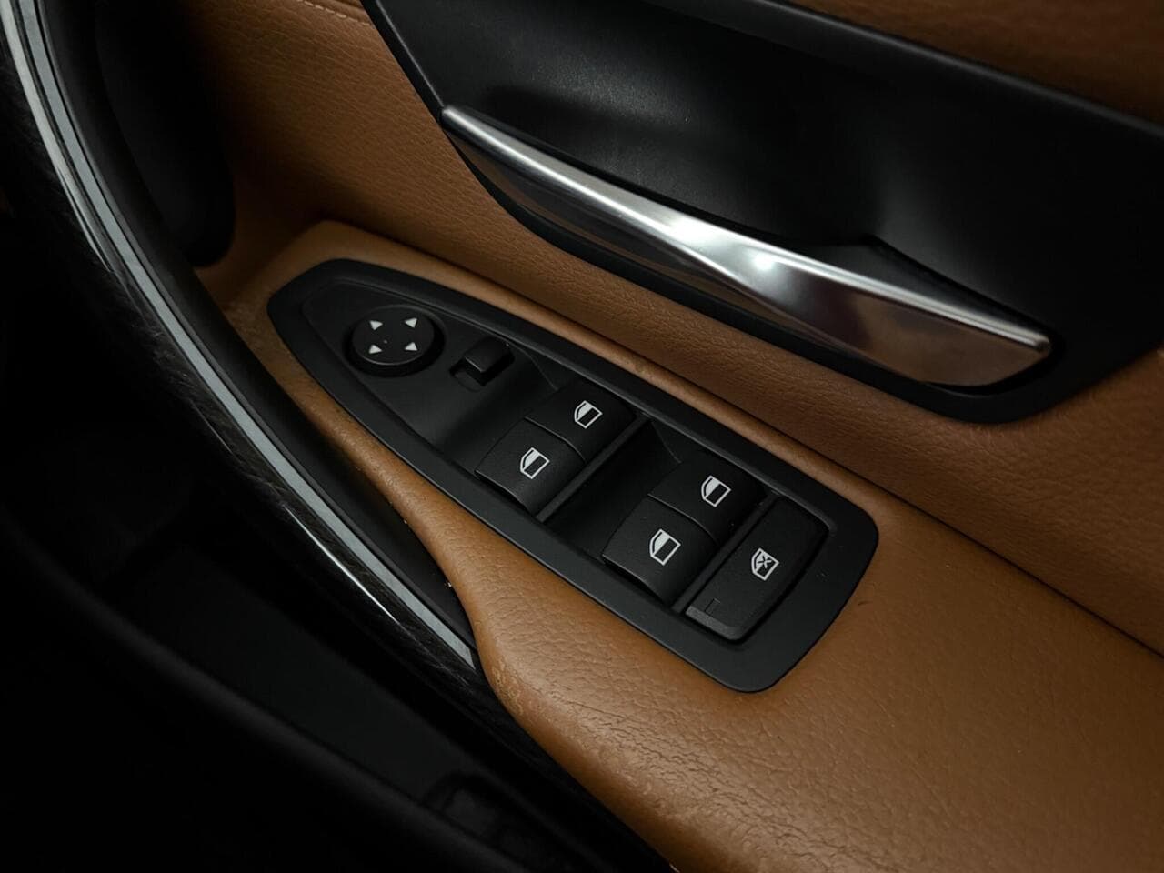 BMW 4 Series Gran Coupe thumbnail Misc Controls