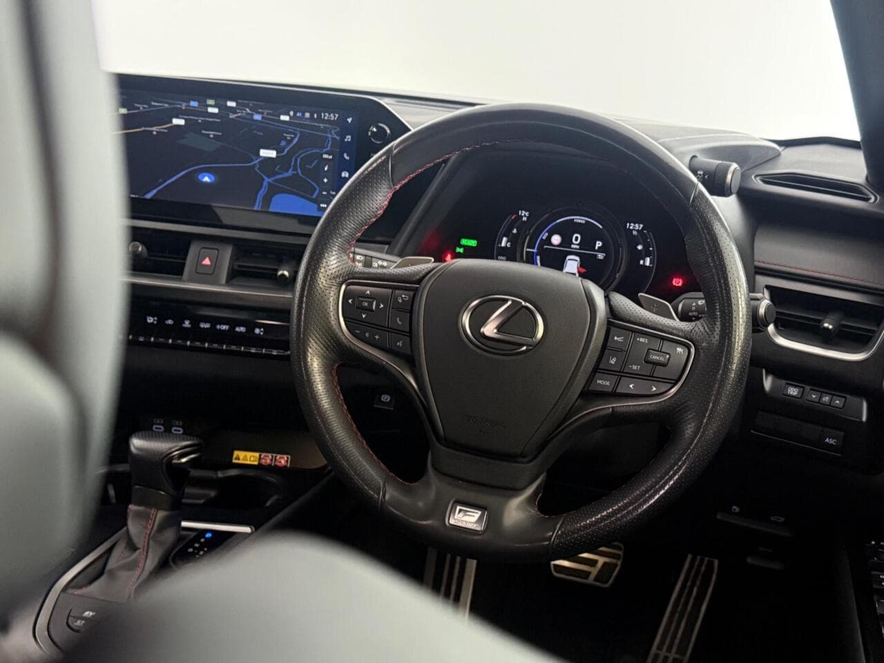 Lexus UX thumbnail Steering Wheel
