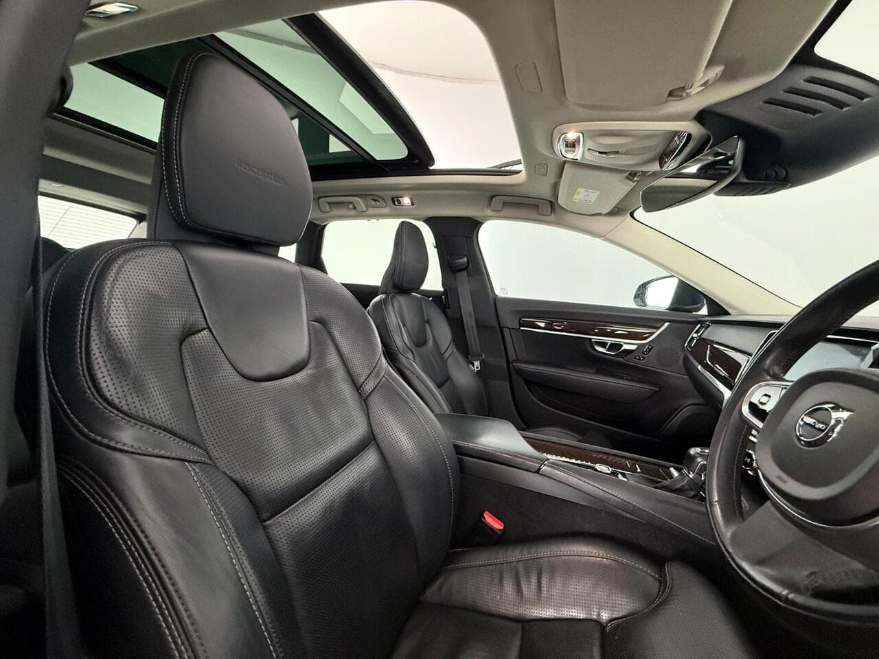 Volvo V90 thumbnail Seat Driver