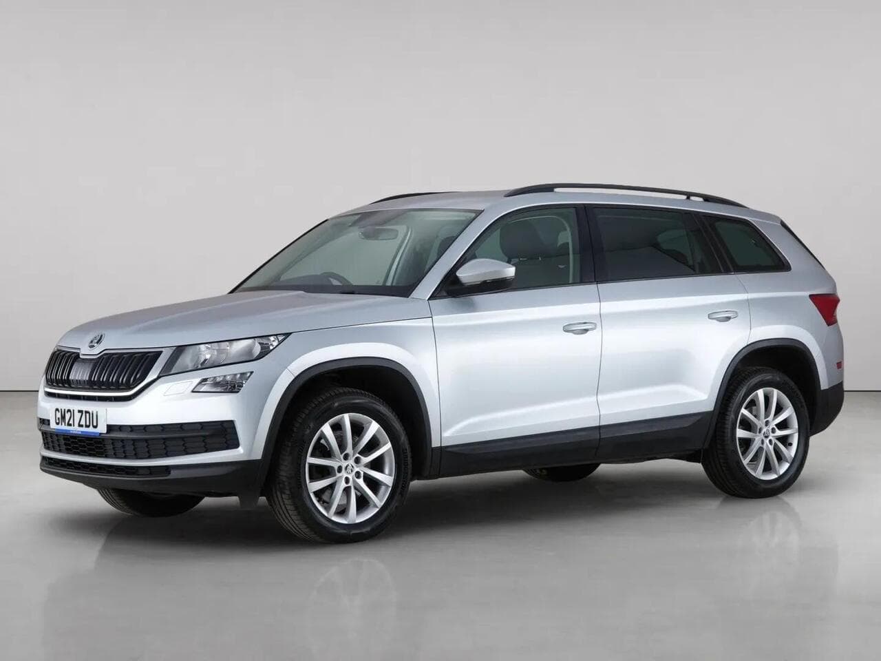 Skoda Kodiaq thumbnail Front Left