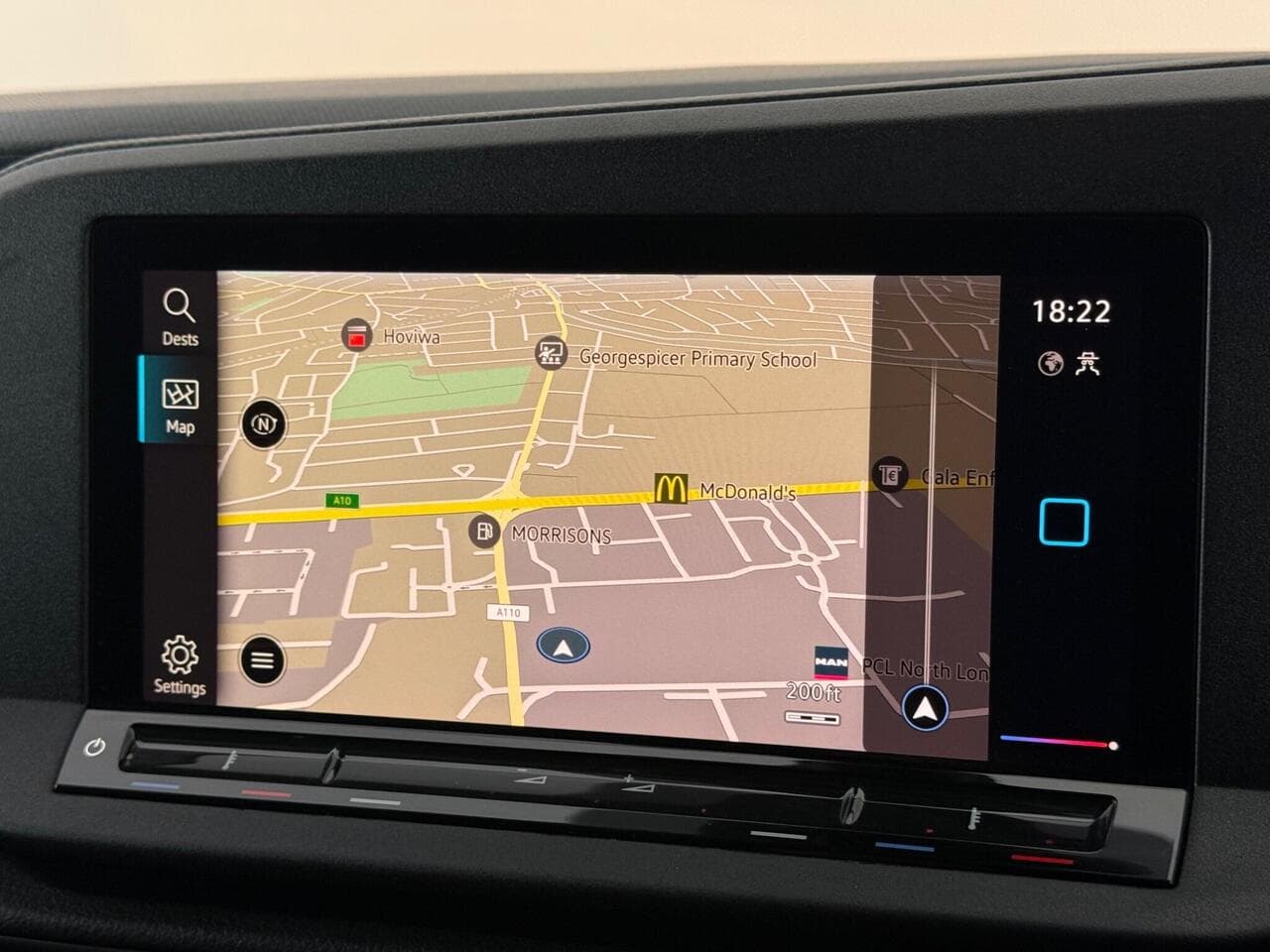 Volkswagen Caddy thumbnail Infotainment System