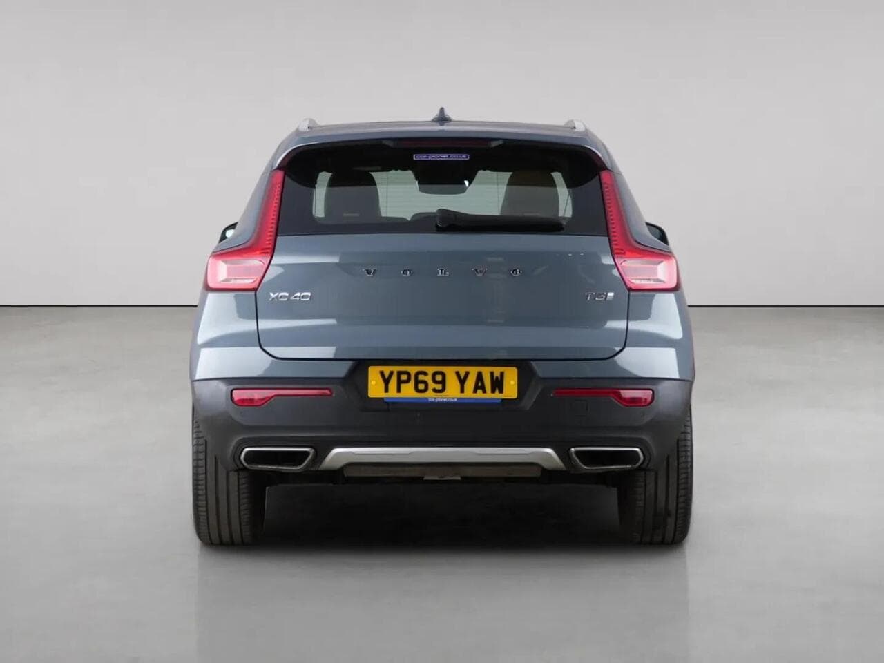 Volvo XC40 thumbnail Rear