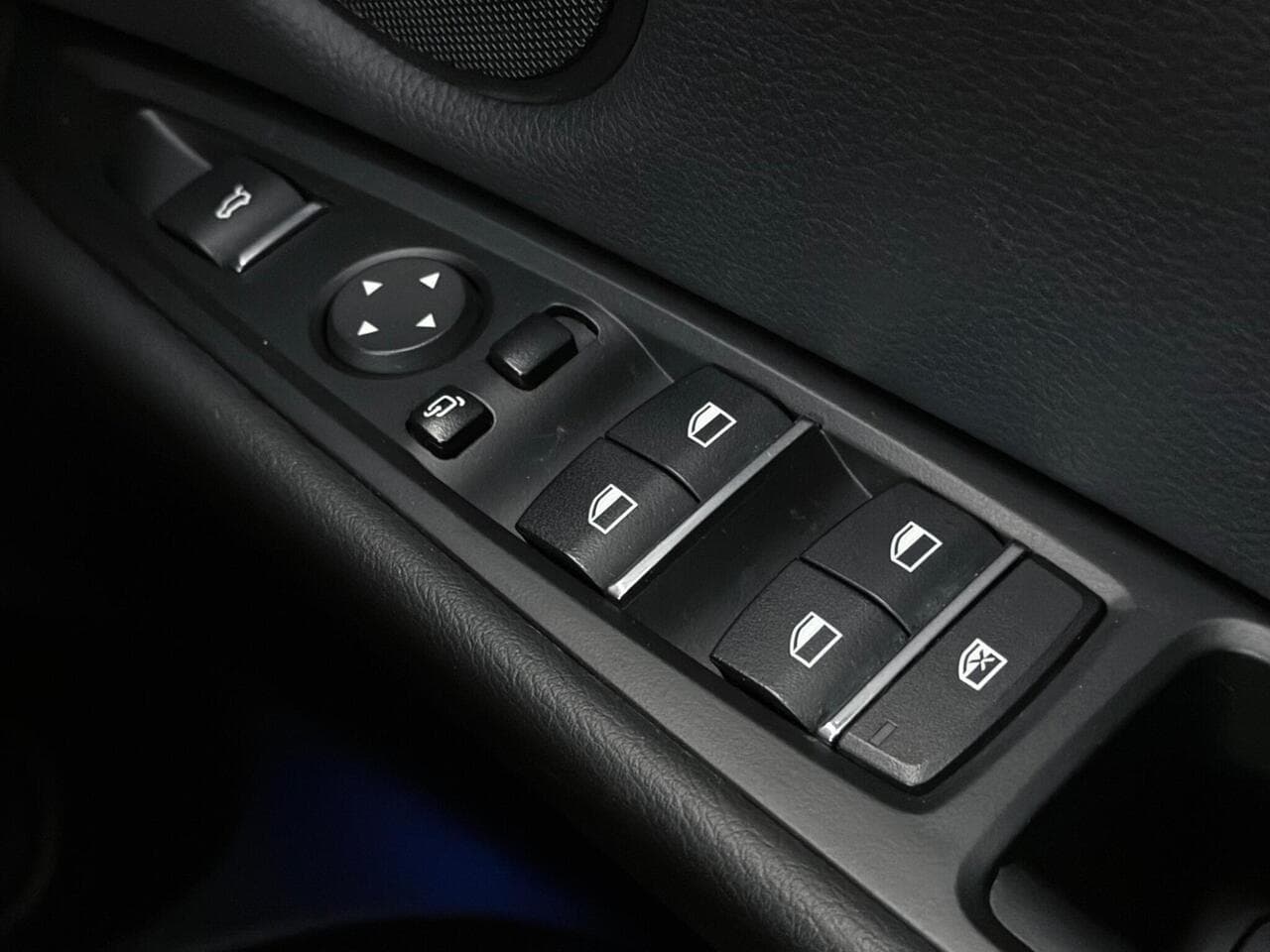 BMW X5 thumbnail Misc Controls