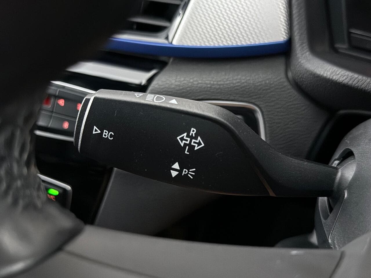 BMW X1 thumbnail Misc Controls