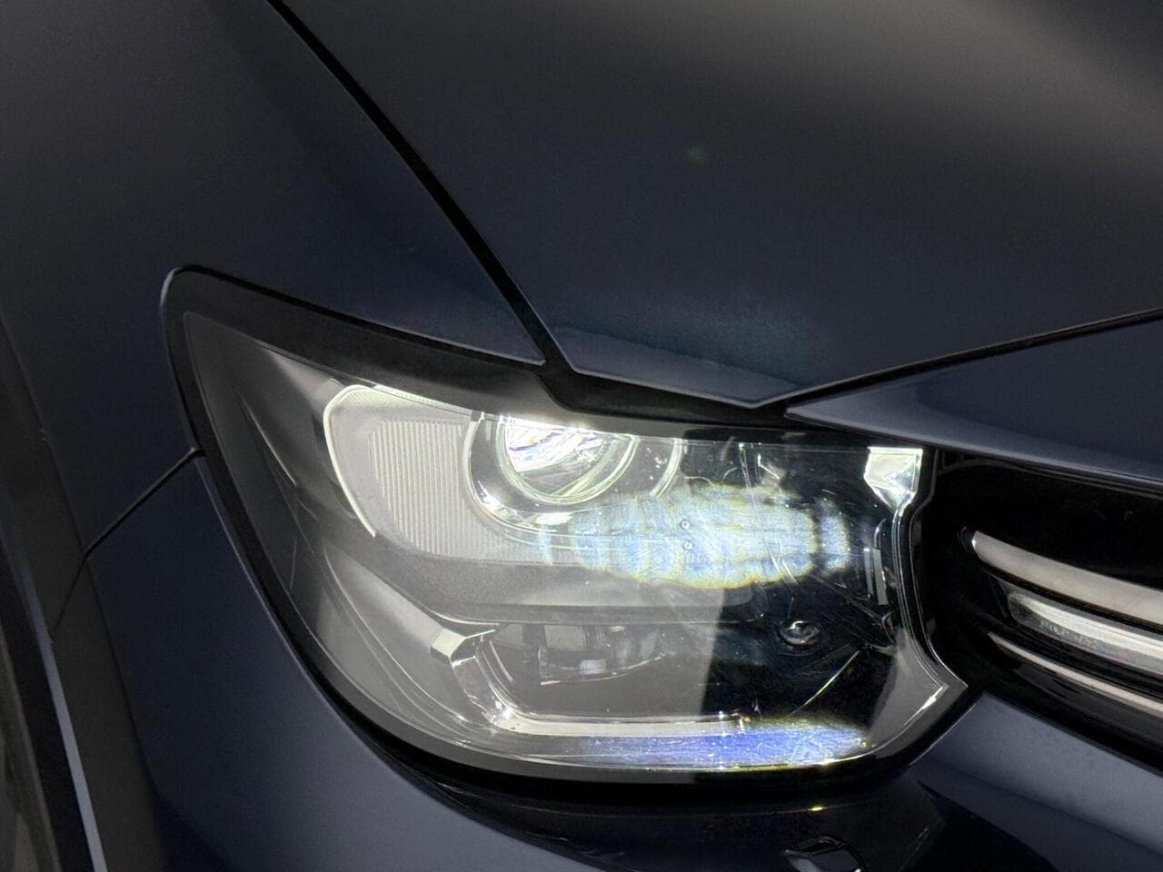 Mazda CX-60 thumbnail Lights Front