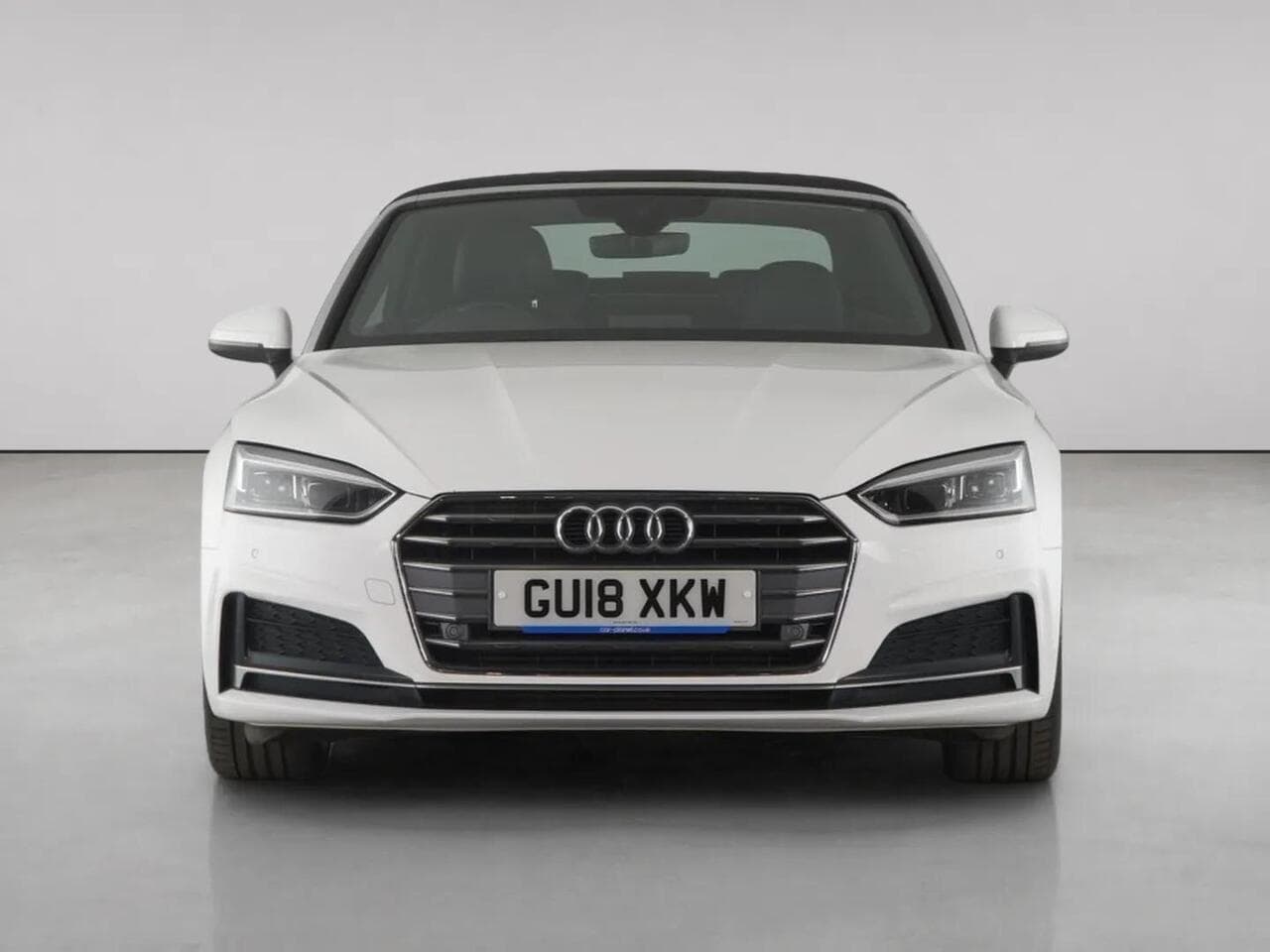 Audi A5 Cabriolet thumbnail Front
