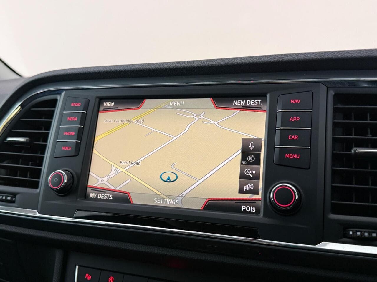 SEAT Ateca thumbnail Infotainment System