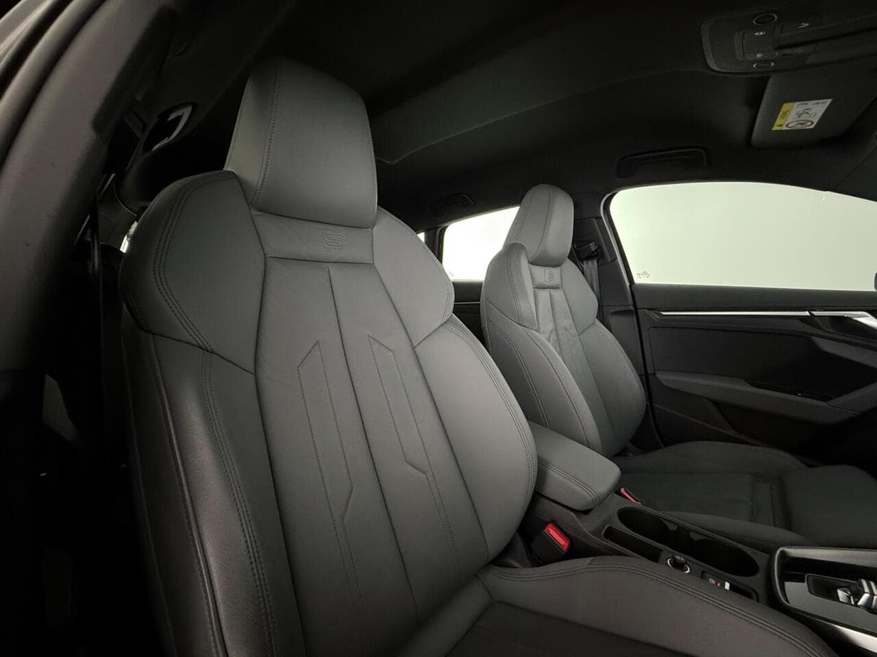 Audi A3 thumbnail Seat Driver