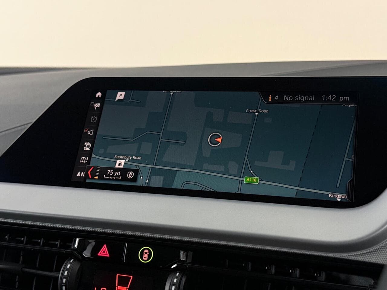 BMW 1 Series thumbnail Infotainment System