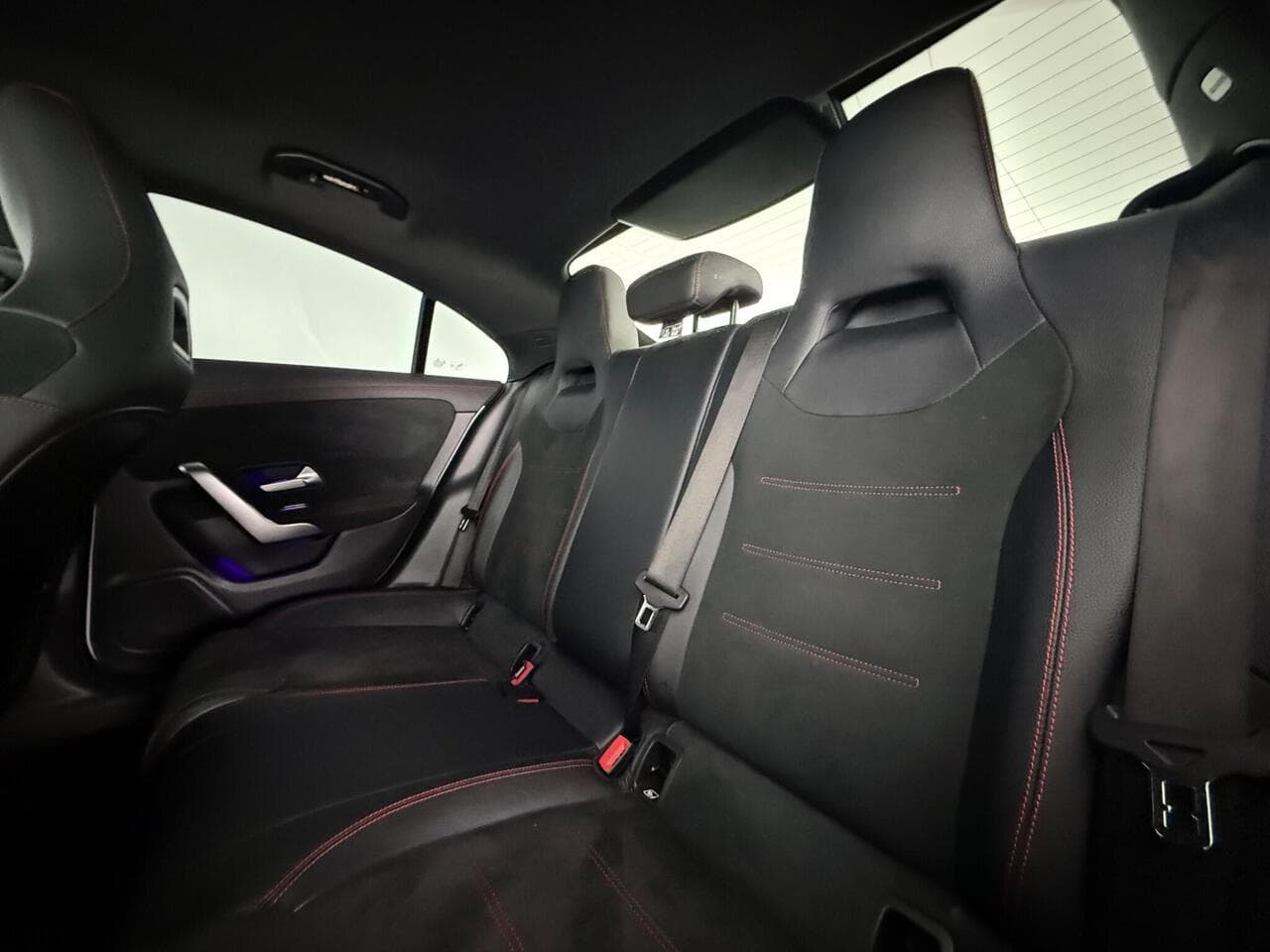 Mercedes-Benz CLA thumbnail Seats Rear