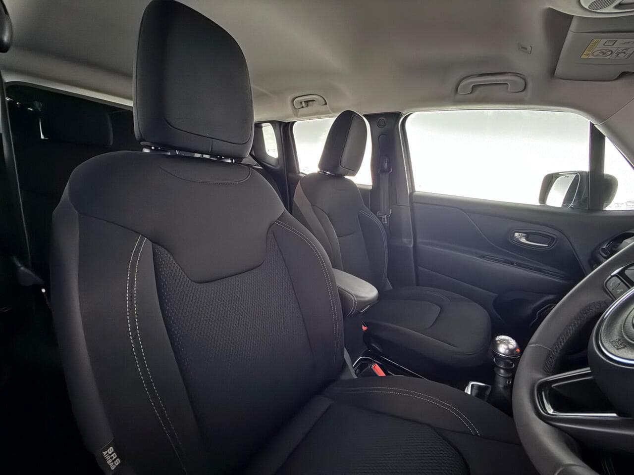 Jeep Renegade thumbnail Seat Driver