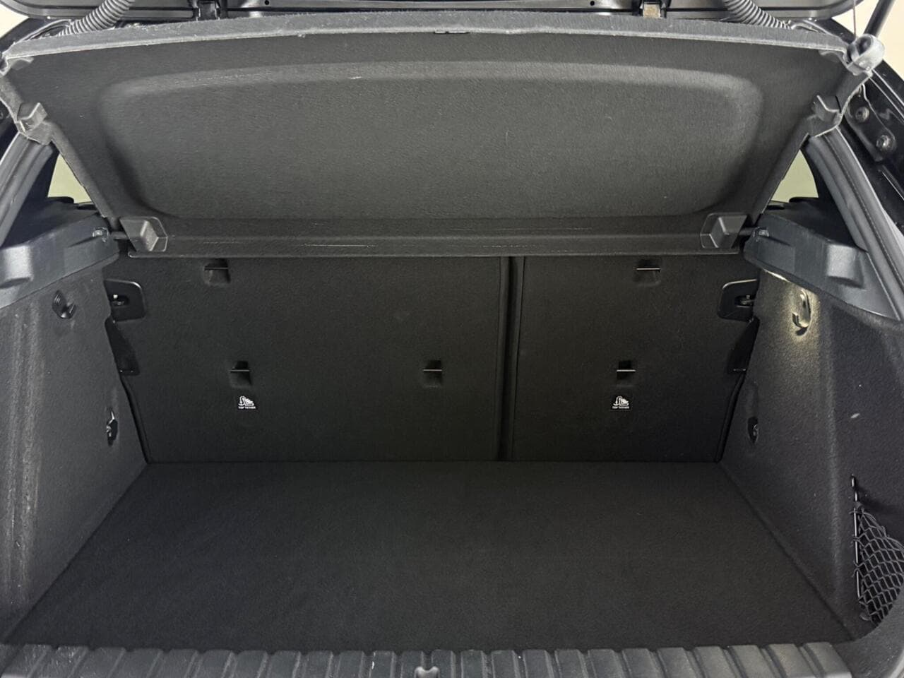 BMW 1 Series thumbnail Boot