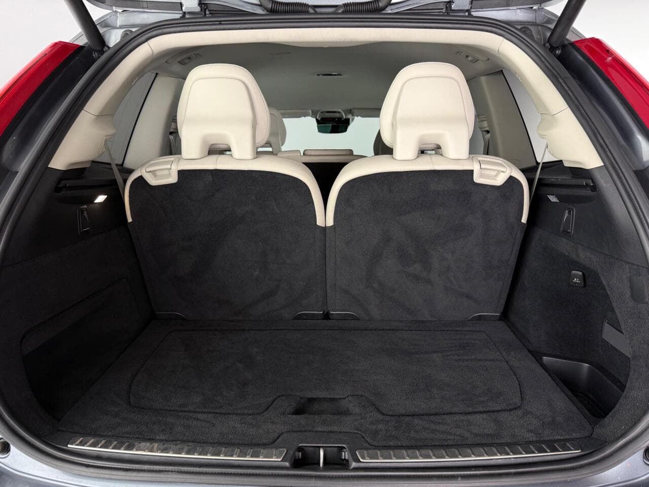 Volvo XC90 thumbnail Boot