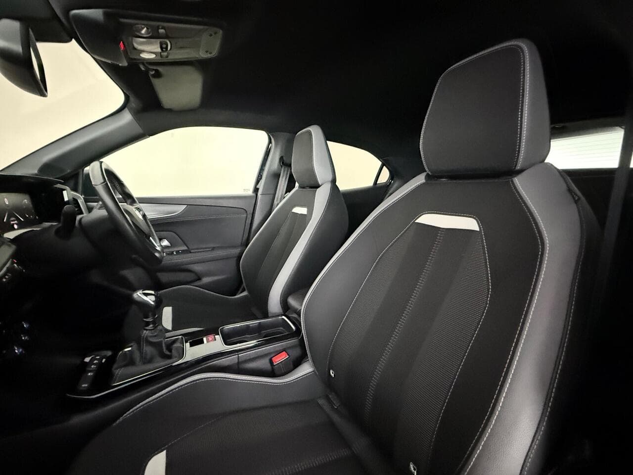 Vauxhall Mokka thumbnail Seat Front Passenger
