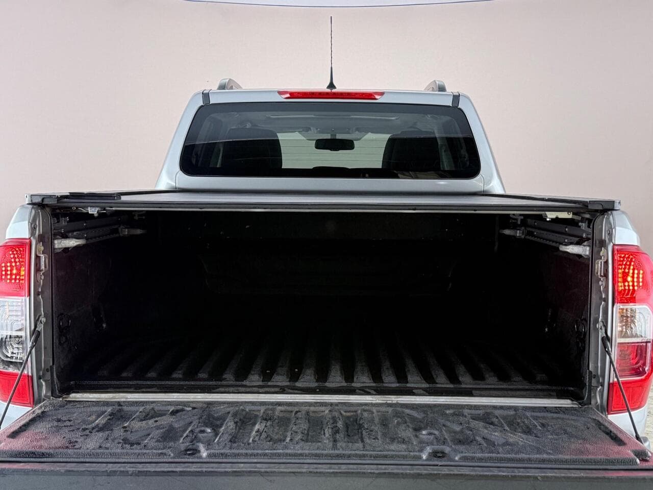 Nissan Navara thumbnail Boot