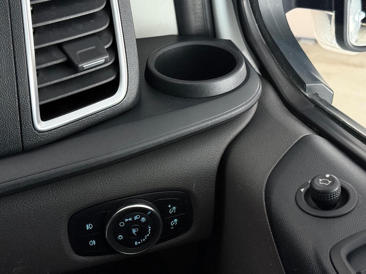 Ford Transit Custom thumbnail Misc Controls