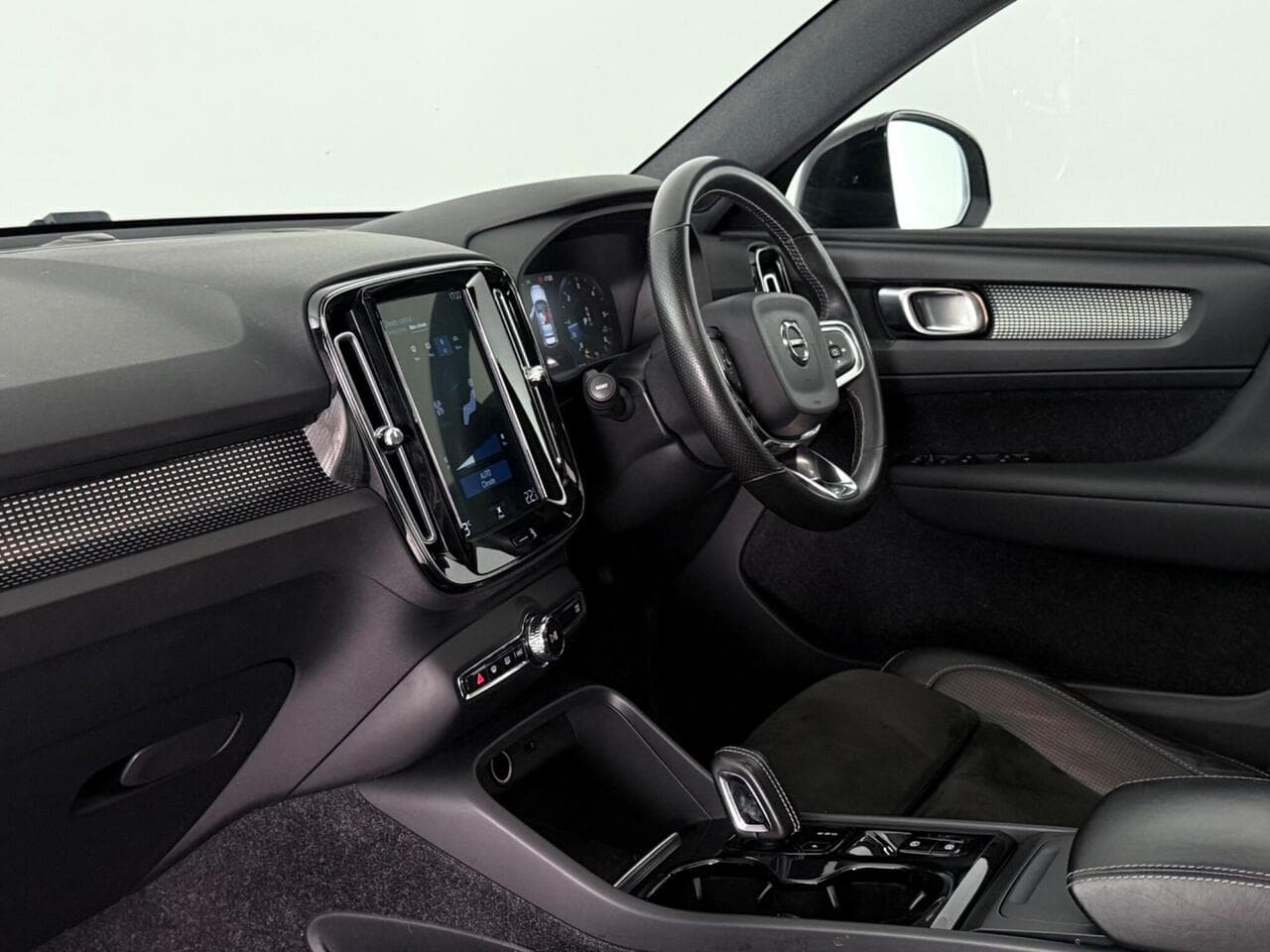 Volvo XC40 thumbnail Interior Front