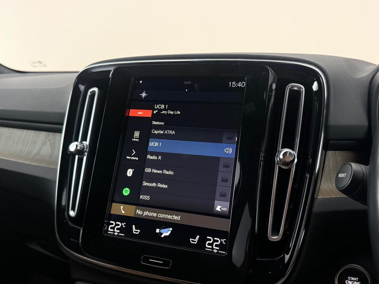 Volvo XC40 thumbnail Infotainment System