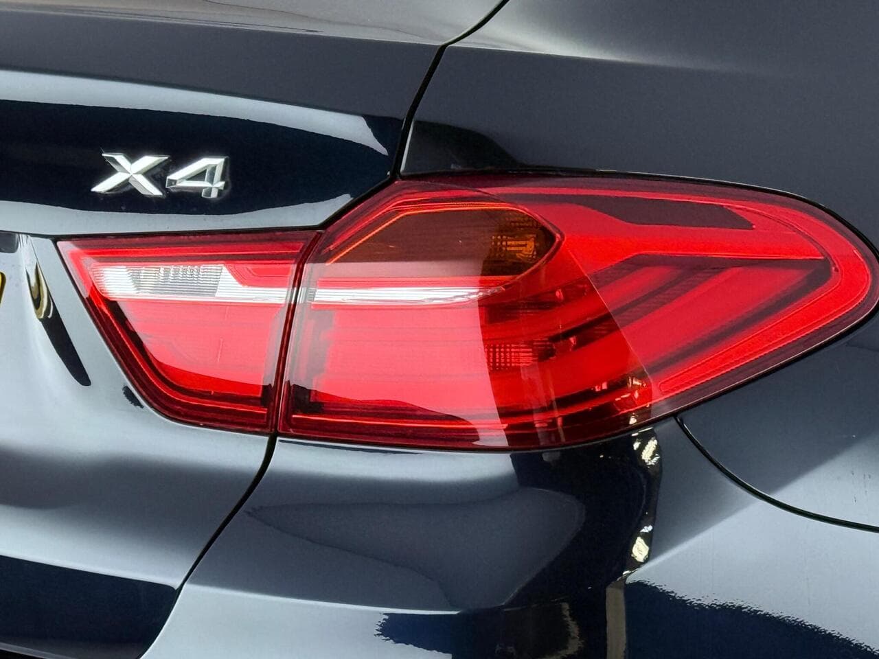 BMW X4 thumbnail Lights Rear
