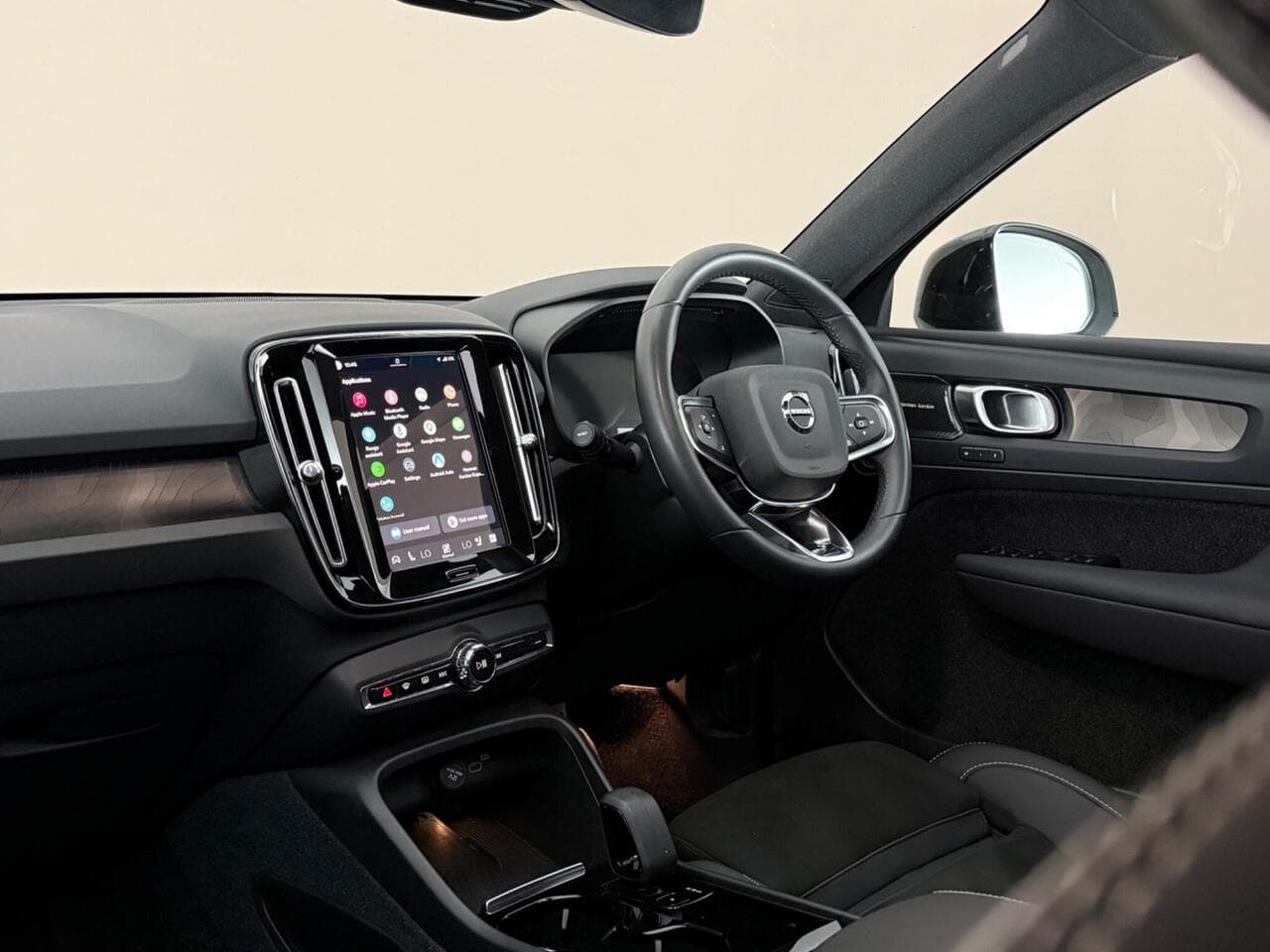 Volvo XC40 thumbnail Interior Front